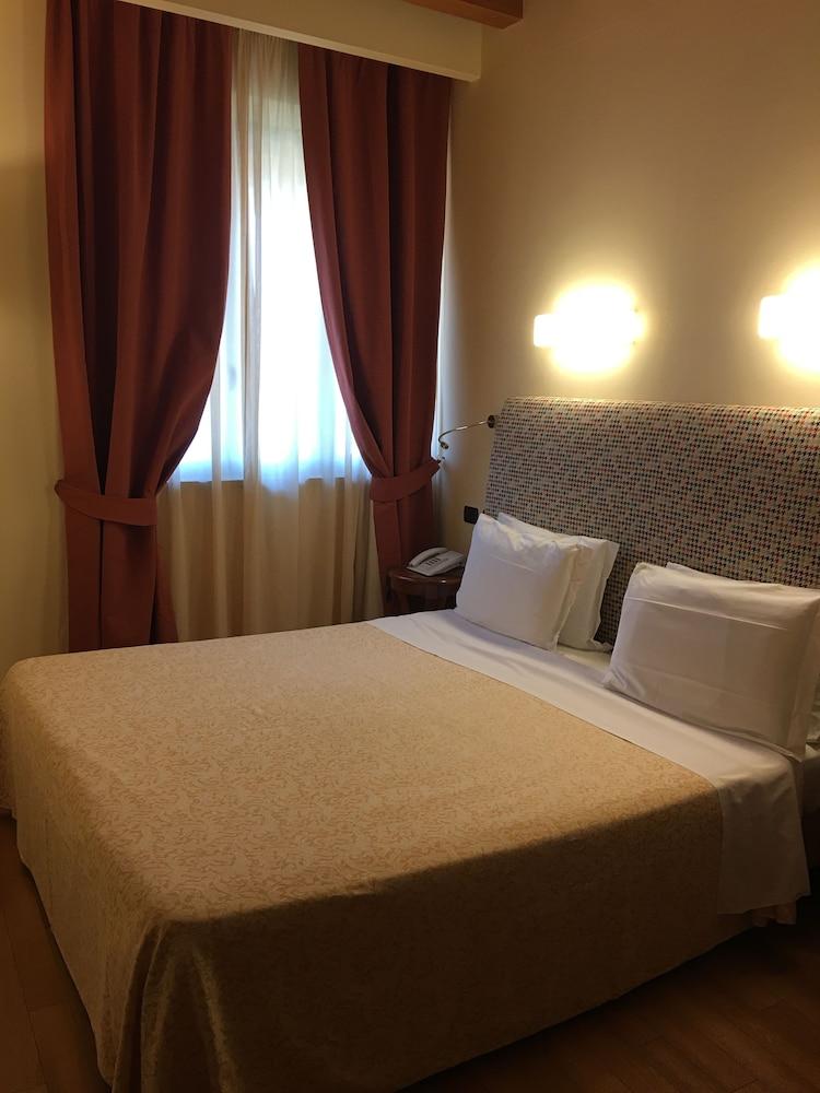 Park 3* Peschiera del Garda