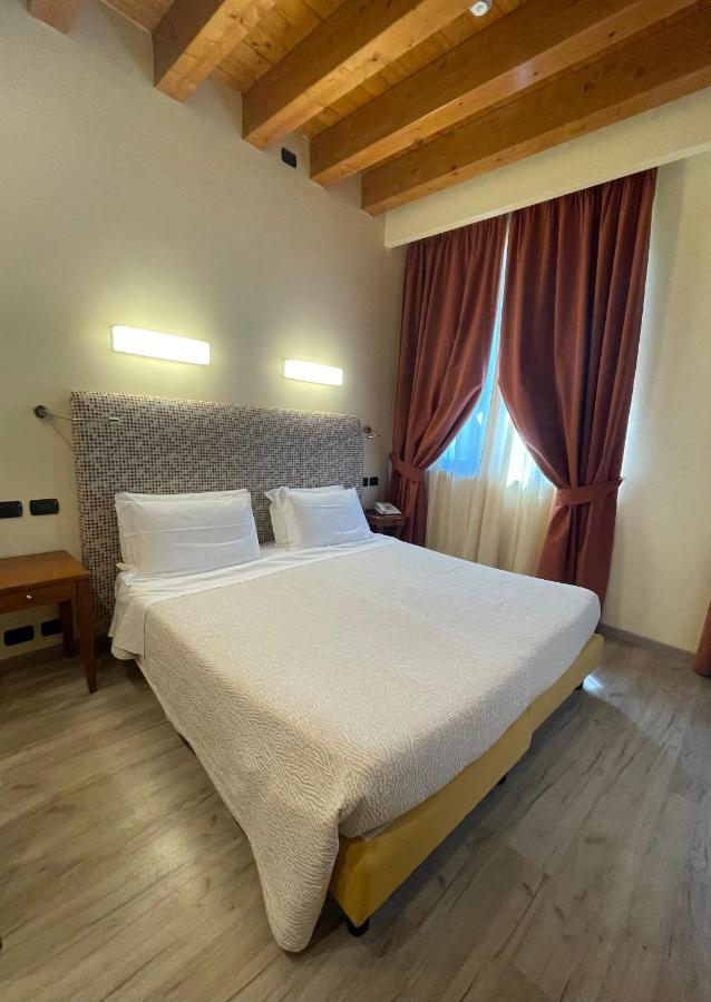 Park Hotel